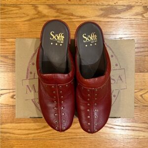 Sofft Cait Work Clog size 8 in maroon